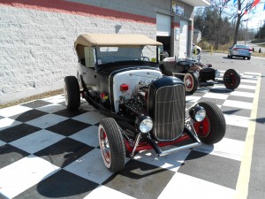 1931 FORD ROADSTER (2)