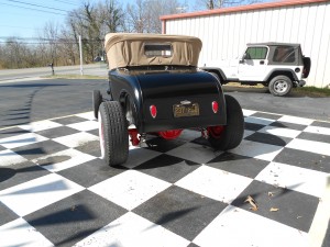 1931 FORD ROADSTER (9)