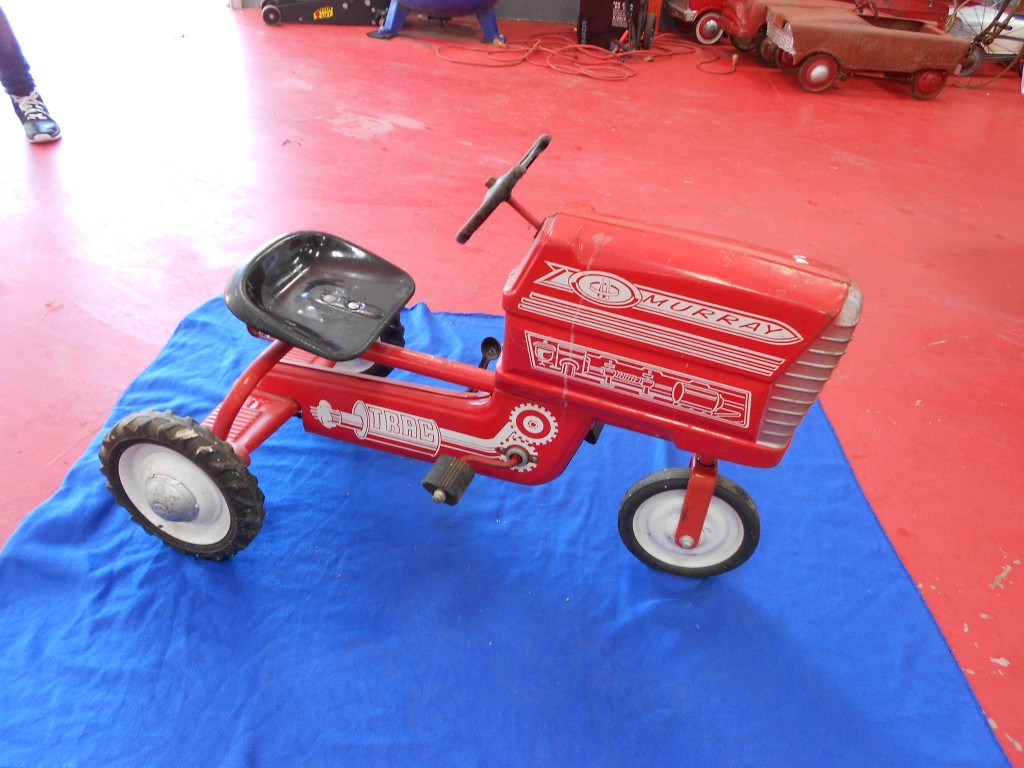 vintage murray pedal tractor