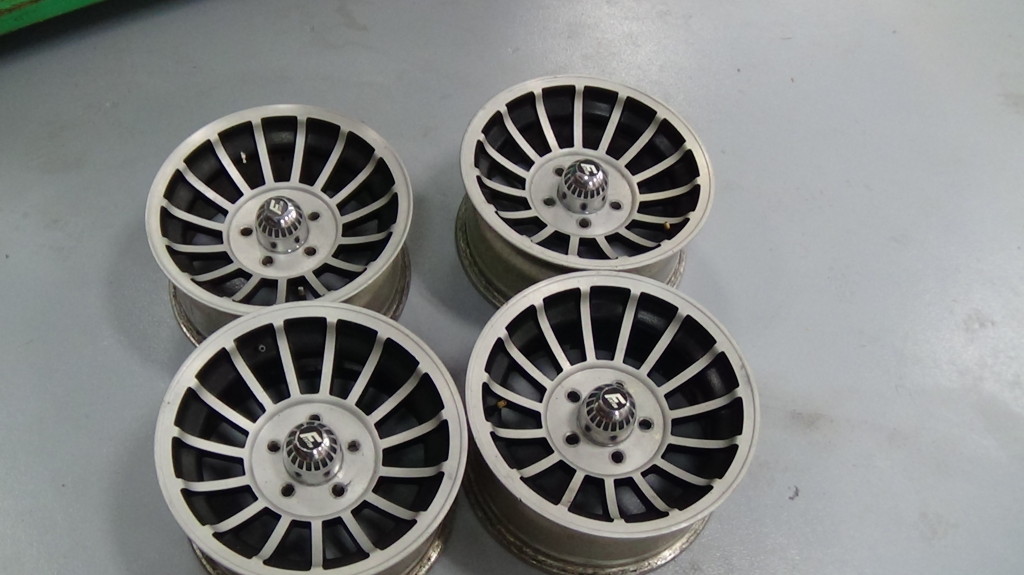 esr slot car wheels