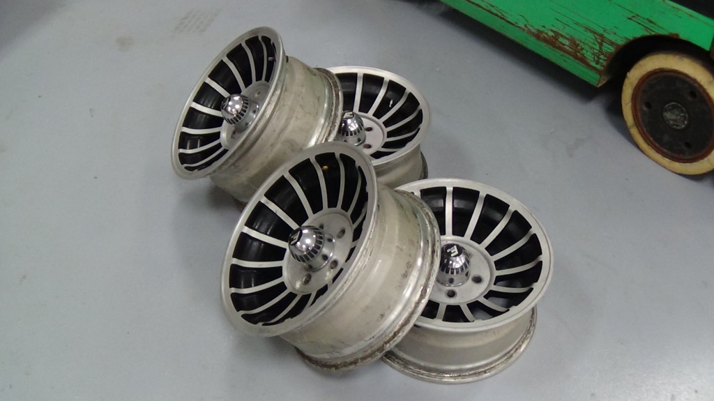 cb design slot car wheels