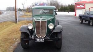 1935 International wrecker (2)