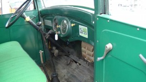 1935 International wrecker (30)