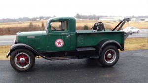 1935 International wrecker (5)