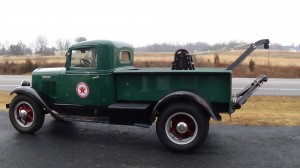 1935 International wrecker (6)