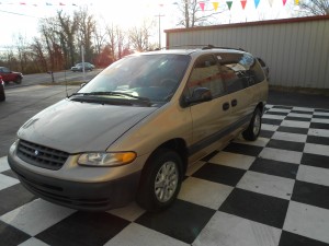 1998 Plymouth Grand Voyager (6)