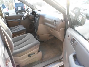 2003 Dodge Gran Caravan (10)