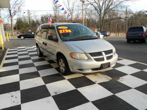 2003 Dodge Gran Caravan (2)