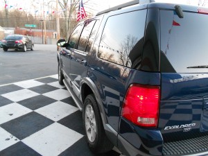 2005 Ford Explorer (5)