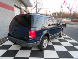 2005 Ford Explorer (7)