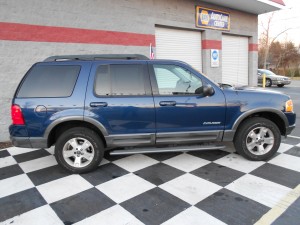 2005 Ford Explorer (8)