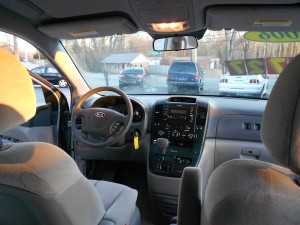 2006 Kia Sedona (1)