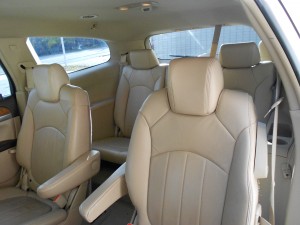 2008 BUICK ENCLAVE (16)