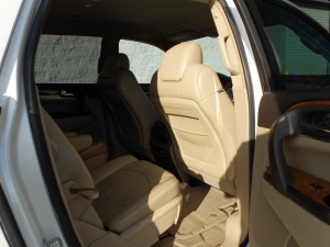 2008 BUICK ENCLAVE (19)