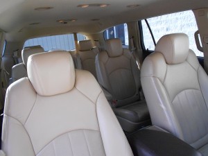 2008 BUICK ENCLAVE (22)