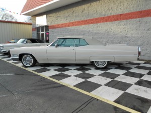 1968 Cadillac DeVille (10)