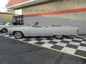 1968 Cadillac DeVille (30)