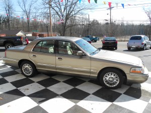 2003 MERCURY GRAND MARQUIS GS (13)