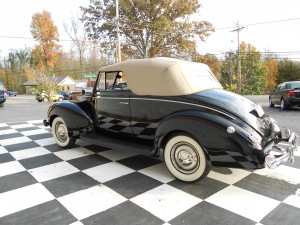 1940 FORD DELUX CONVERTIBLE (6)