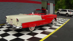 1955 CHEVY CONVERTIBLE (14)