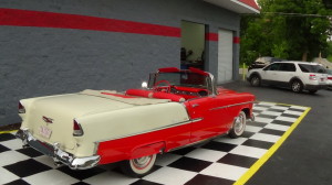 1955 CHEVY CONVERTIBLE (16)