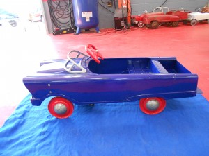 1960s Murry wagon pedal car (1)