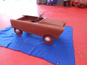 1960s murry pedal car (3)