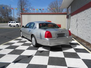 2004 lincoln town car (9)