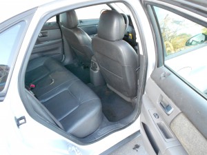 2001 FORD TARUS (23)