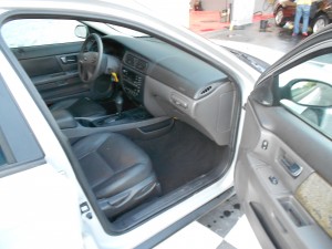 2001 FORD TARUS (24)