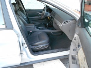 2001 FORD TARUS (25)