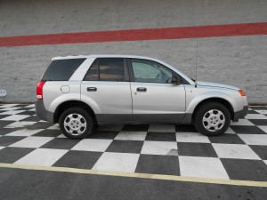 2004 SATURN VUE (11)