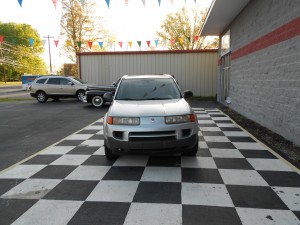 2004 SATURN VUE (2)