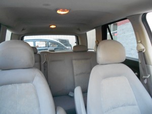 2004 SATURN VUE (24)