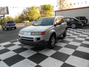 2004 SATURN VUE (3)