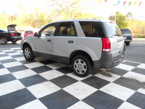 2004 SATURN VUE (5)