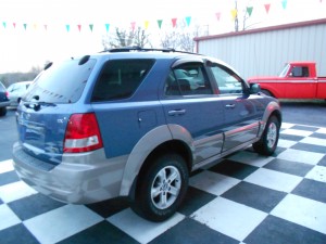 2005 KIA SERENTO (7)