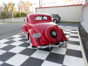 1935 FORD 5 WINDOW COUPE (9)