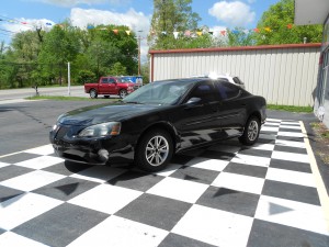 2005 PONTIAC GRAND PRIX (5)