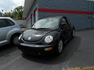 2000 VOLKSWAGON NEW BEETLE (1)