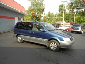 2004 KIA SEDONA EX (11)