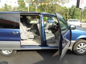 2004 KIA SEDONA EX (16)