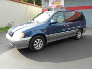 2004 KIA SEDONA EX (3)