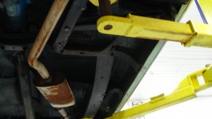 1953  chevrolet 210 handyman wagon underside (4)