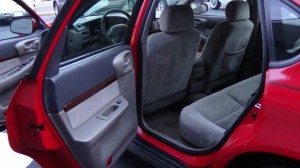 2004 chevy impala red (15)