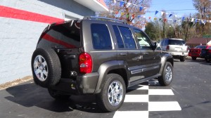 2005 JEEP LIBERTY (10)