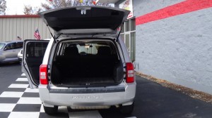 2009 JEEP PATRIOT SILVER (23)