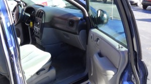 2004 DODGE GRAND CARAVAN SE BLUE (18)