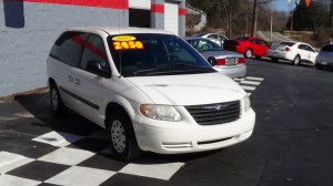 2005 CHRYSLER TOWN AND COUNTRY (11)