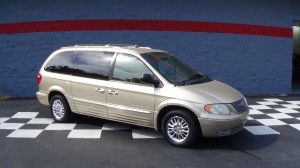 2001 CHRYSLER TOWN & COUNTRY (12)